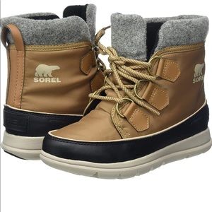 Sorel Womens explorer carnival boots